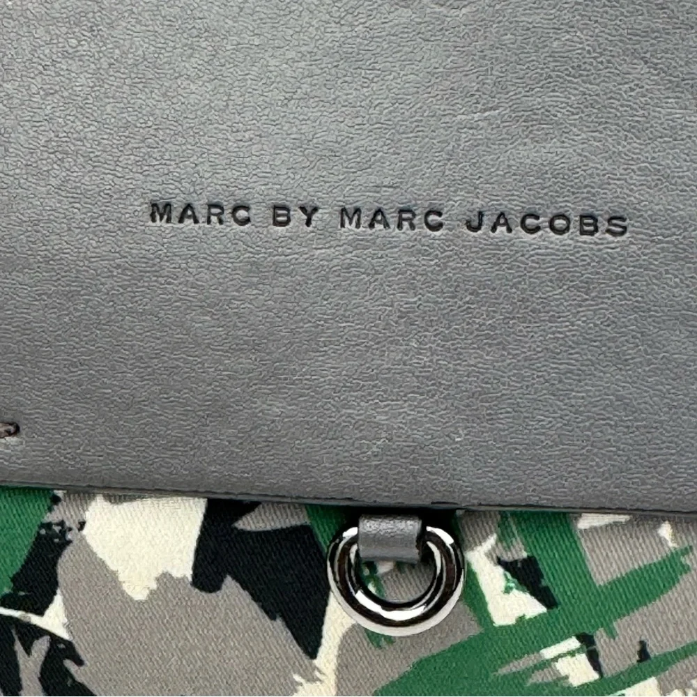marc by